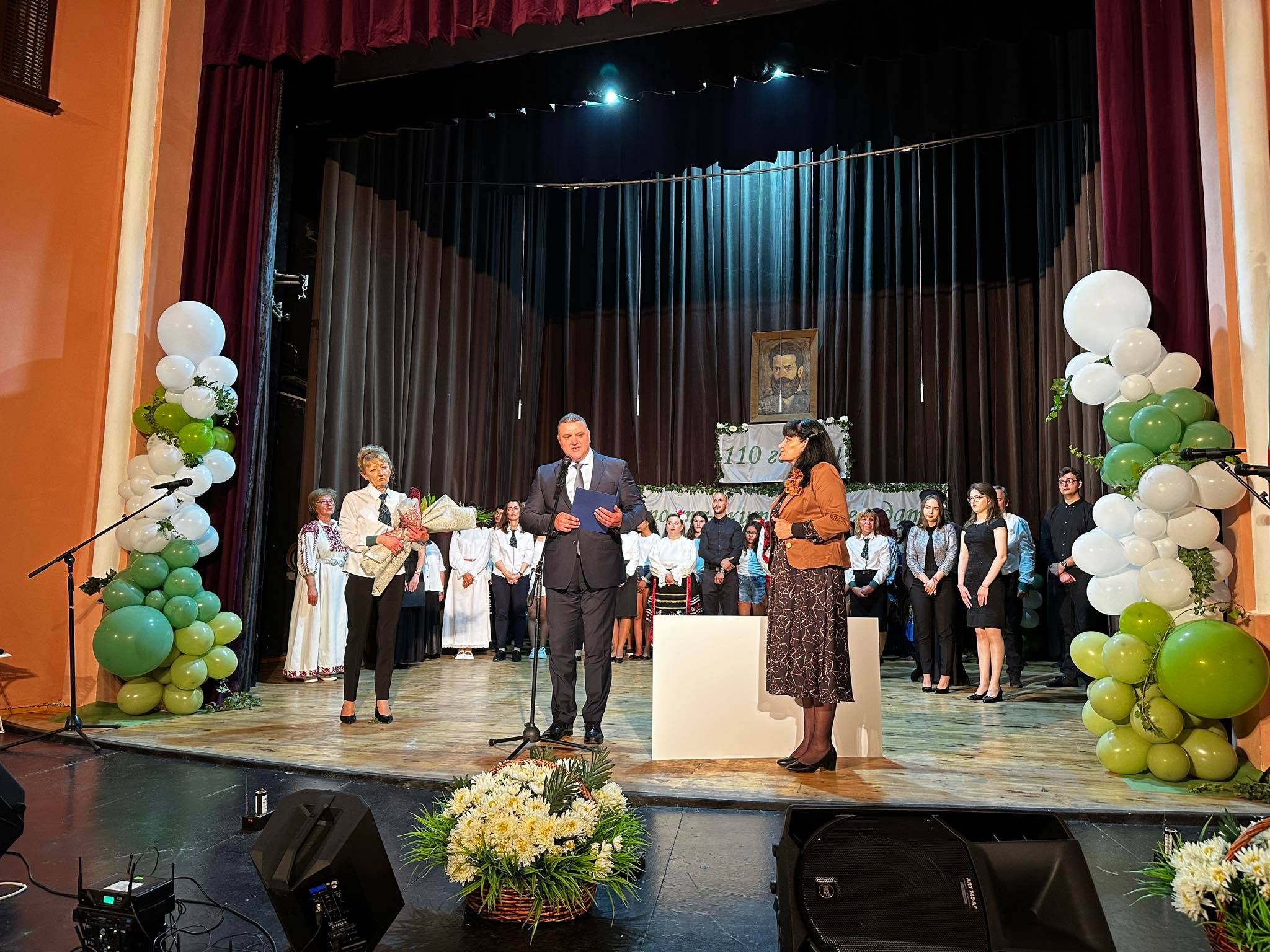  Кметът Росен Добрев 